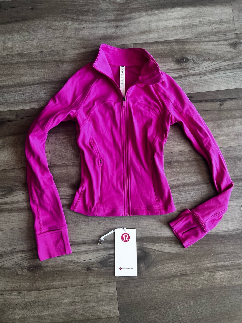 Lululemon Nulu Cropped Define Jacket in 
Sonic Pink Size 0